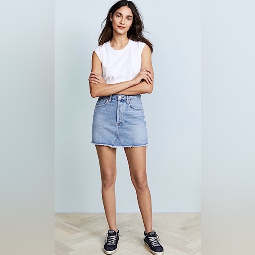 Aritzia Agolde Quinn Skirt High Rise Denim Mini Jean Skirt Size 23 Frayed Hem